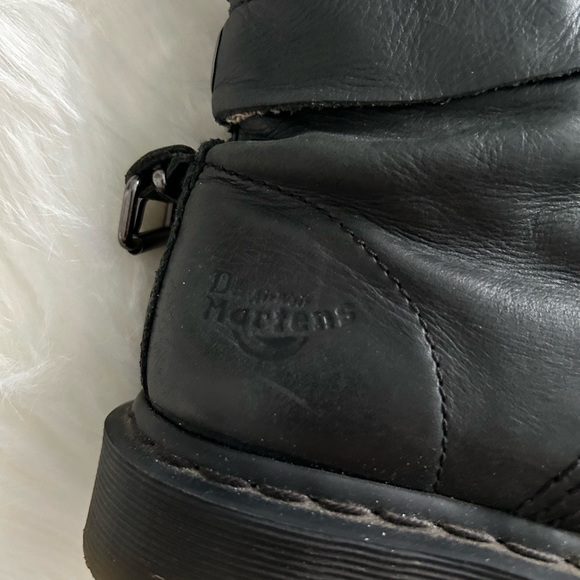 Dr. Marten’s Triumph boot with plaid lining size 6 (37) - Picture 11 of 15